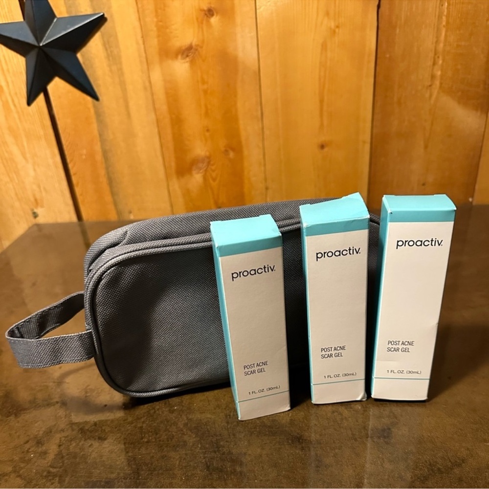 Proactiv Scar Gel Trio with Gray Bag BN
